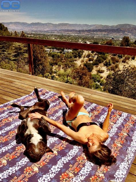 Marie Avgeropoulos Nude Pictures Photos Playboy Naked Topless Fappening