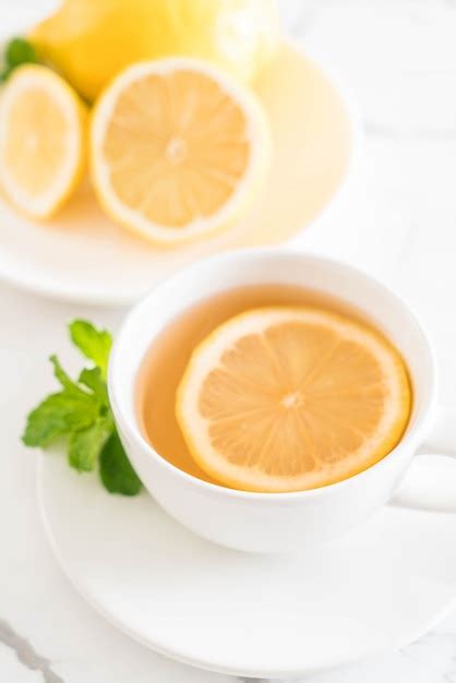 Premium Photo Hot Lemon Tea