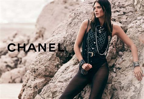 Chanel Reports 17 22 Billion In Full Year 2022 Revenue