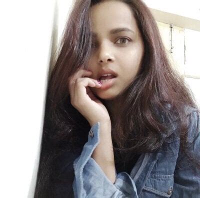 Rose Shyy Stripchat Webcam Model Profile Free Live Sex Show Cam Joy