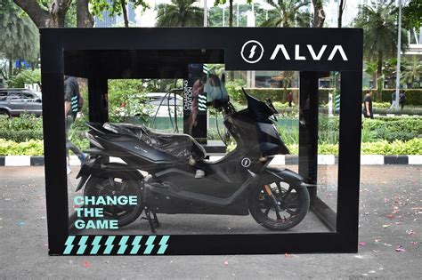 Konsumen Pertama Motor Listrik Alva One Indonesia Pertamax