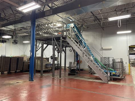 Ishida (14) Head Combination Scale with Ceia Drop Thru Metal Detector