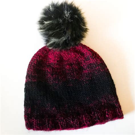 Easy Knit Hat Pattern for Beginners! - Petals to Picots