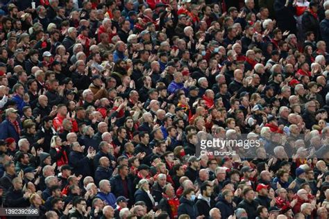 Manchester United Liverpool Fans Foto e immagini stock - Getty Images