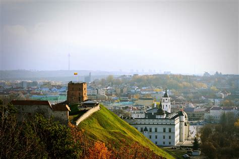 Hintergrundbilder Sonnenlicht Landschaft Stadt Stadtbild Hügel