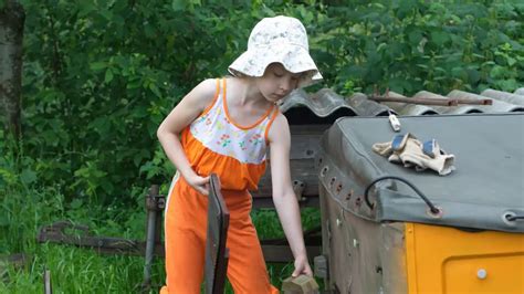 Юный автомеханик 2 - YouTube