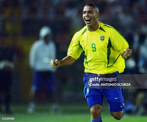 Ronaldo Brazil 2002 World Cup Photos and Premium High Res Pictures ...