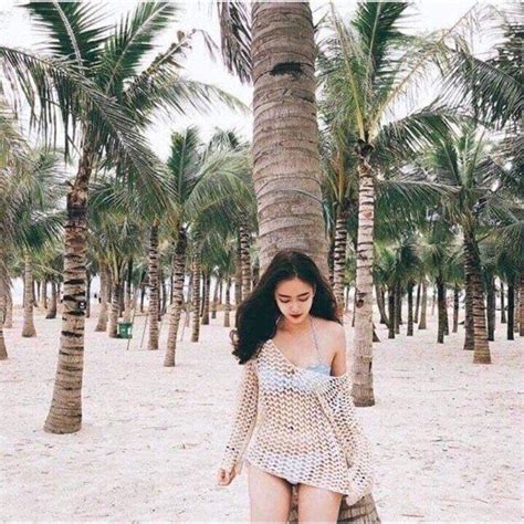 B T M C Ch Ph I V I Bikini P H T H N Cho N Ng T Tin D O Bi N Beaudy Vn