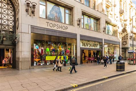 Oxford Circuss Massive Empty Topshop Is Becoming An Ikea