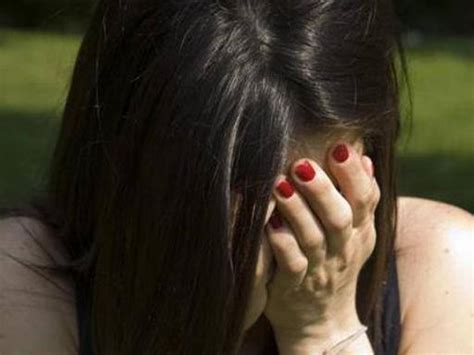 Revenge porn ad Avellino denunciato perché diffonde foto hard della ex che lo ha lasciato