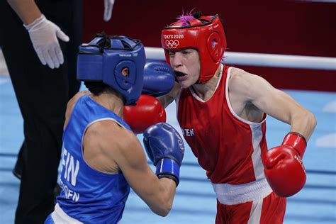 Pro boxers losing early and often at the Tokyo Olympics | AP News