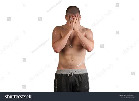 fotos de Handsome naked male Fotos imágenes y otros productos fotográficos de stock