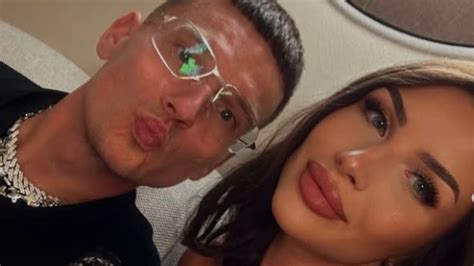 Ukochana Pniewskiego Wieci Biustem W Cannes Hot Pudelek