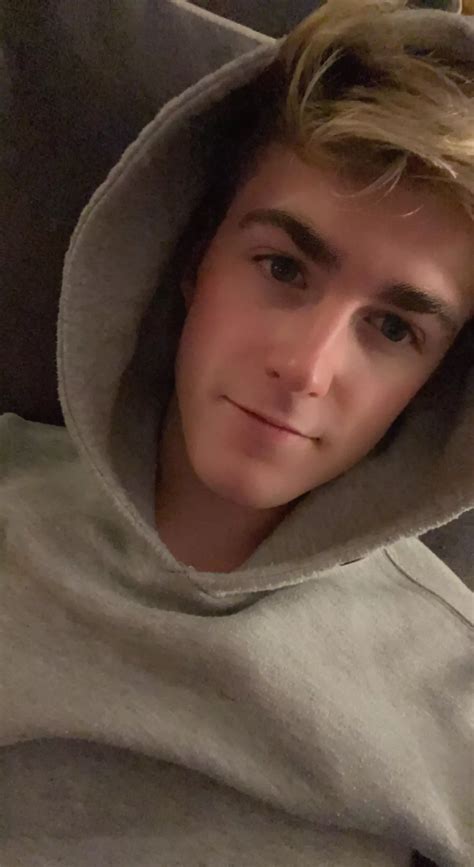 Hows Everyones Weekend Been Nudes Gaybrosgonemild NUDE PICS ORG