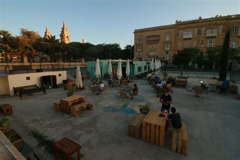 Floriana | The Ultimate Guide to the Town of Gardens