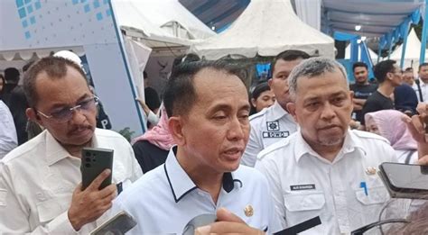 Pj Gubsu Akui Pihaknya Sedang Fokus Rampungkan Stadion Utama Harian