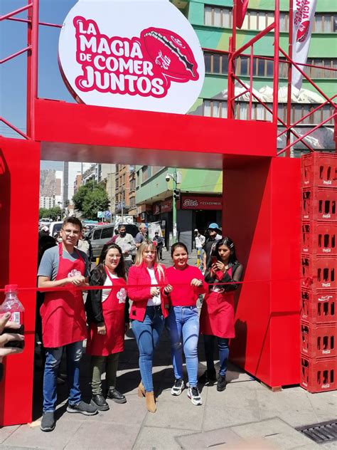 Embol Coca Cola Re Ne A Salte Er As De La Paz E Invita A Recordar La