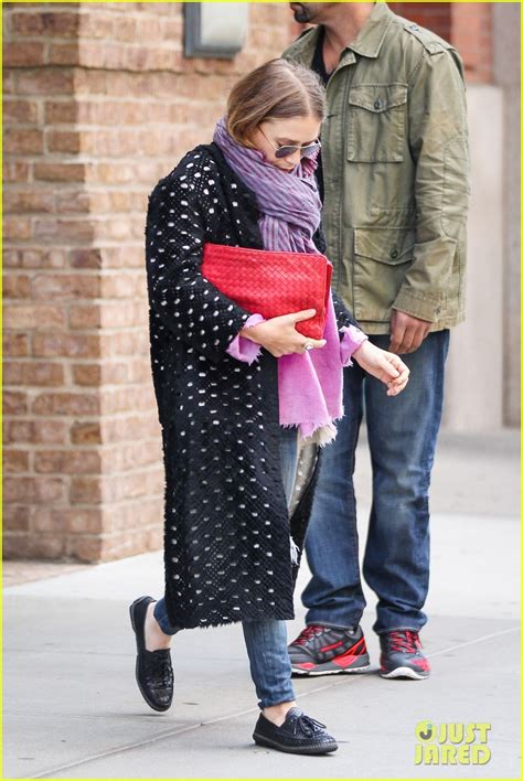 Mary Kate Olsen Joins Fiance Olivier Sarkozy At Take Home A Nude Benefit Photo 3215709 Ashley