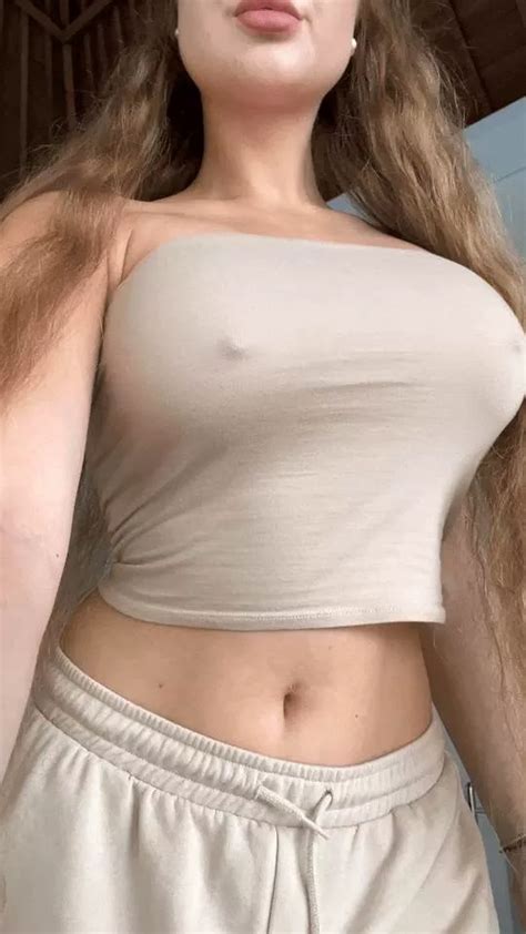 Thick And Ready For Some Action Nudes BlowjobSelfies NUDE PICS ORG