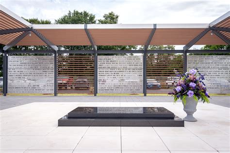 How Dodsworth Piper Wallen Macomb Il Supports Our Community With Dignified And Respectful Professional Memorial Services