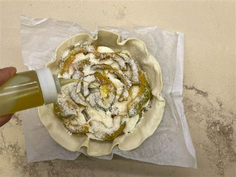 Ricetta Torta Salata Zucca E Mozzarella La Ricetta Di Giallozafferano