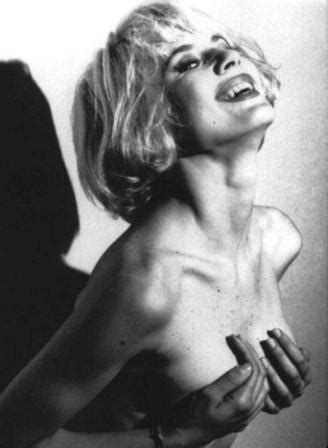 Naked Antonella Elia In Celebrities Uncensored