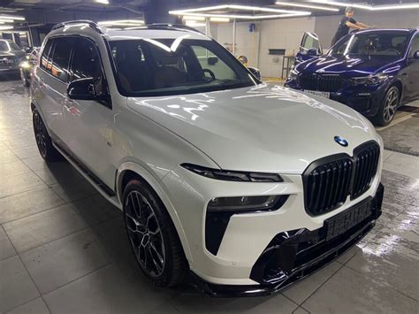 BMW X7 LCI Body Kit BMW X7 LCI Wide Body Kit For Sale At Renegade Design