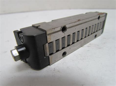 INA 04 T5 RUS 19105 Linear Roller Block Bearing NEW