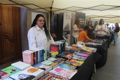 Nules Conmemora El Dia Del Llibre Amb Una Fira Molt Participativa I