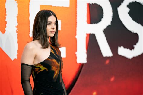 Hailee Steinfeld See Through Flame Dress Sinners Premiere Hot Celebs Home