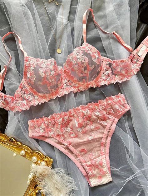 Sexy Lingerie Set For Women Floral Embroidery Mesh Sheer Two Piece Bra Set Intimate Apparel