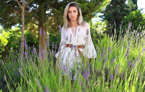 Wallpaper Gold Forest Hot Girl Trees Field Brown Hair Nature Brown For Mobile And Desktop