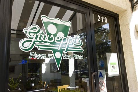 Giuseppi's Pizza | The Shops at Sea Pines Center | Hilton Head Island