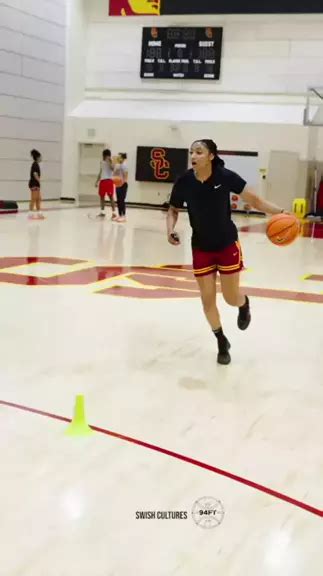 Juju Watkins Naked Discover