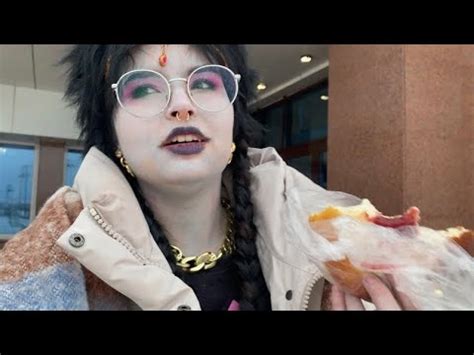 Перекур единственного выжившего хоумстакера на фесте - YouTube