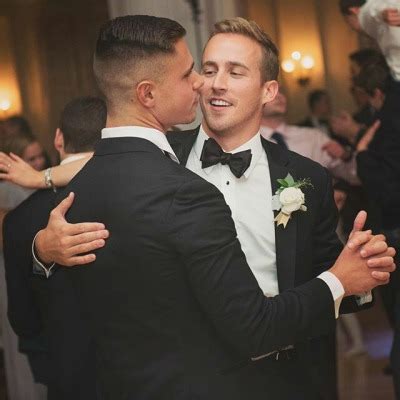 THE GAY MALE COUPLE THE BEAUTY ROMANCE OF MA Tumbex