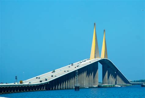 Sunshine Sky Bridge Fl Scary Bridges Sunshine Skyway Bridge Tourist