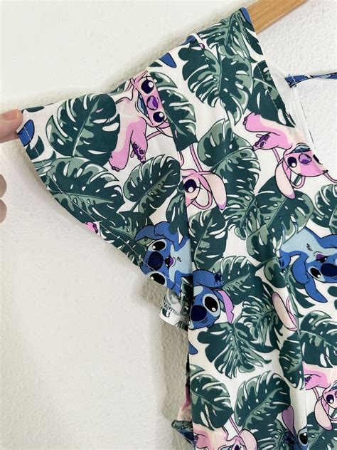 Hot Topic Disney Lilo Stitch Flutter Sleeve Tropica Gem