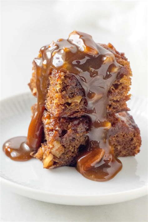 Amish Country Date Nut Pudding | Foodtasia