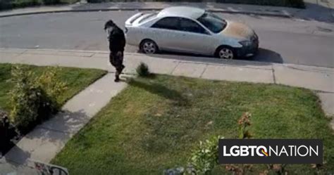 Un néo nazi arrêté après avoir terrorisé un couple gay et vandalisé un centre de soutien trans