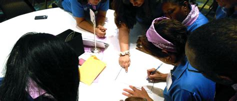 6 Ways To Leverage Indoor Team Building Activities For Your Company