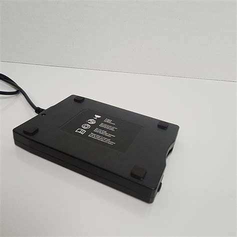 Chuanganzhuo CAZED 006 3 5 144MB External USB Floppy Disk Drive