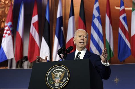 BIDEN explică de ce a pronunțat din greșeală numele lui Putin când îl