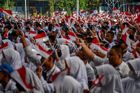 Hari Pertama Kegiatan MPLS ANTARA Foto