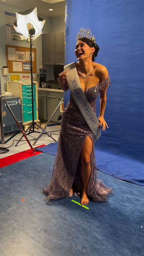 Chelsea Muirhead's feet