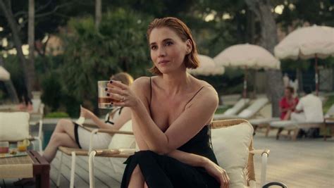 Obsession Series Review How Graphic Sex Scenes Elevate Storytelling In Netflix Miniseries