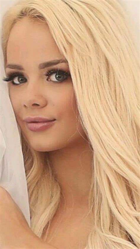 Pin By Shannen Mcmurran On Blondes Lovely Eyes Beautiful Face Elsa Jean Hot
