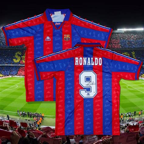 Ronaldo Nazário Signed Fc Barcelona Jersey With Beckett Certificate Of ...