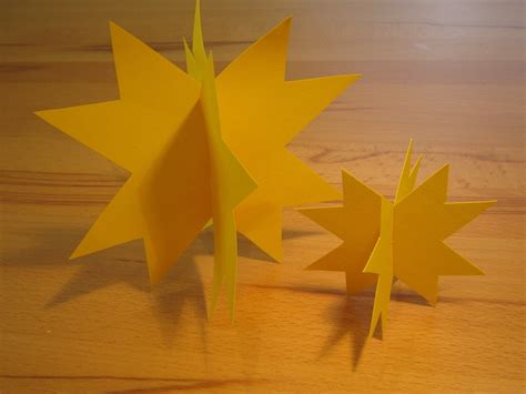 Stehender Stern - Kreative Sterne aus Papier basteln