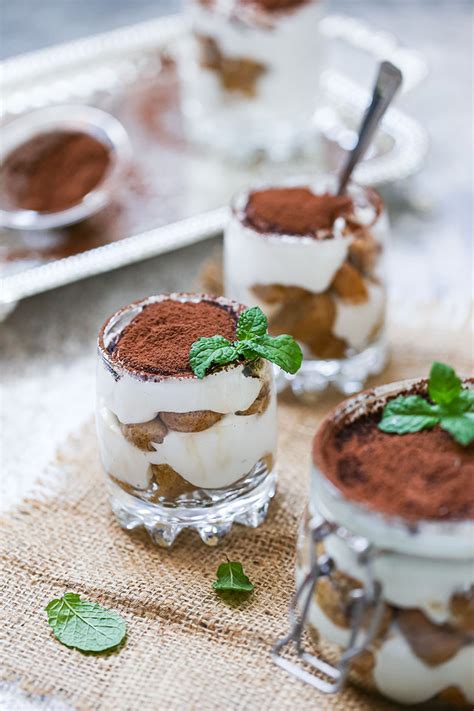 Homemade Eggless Tiramisu Recipe